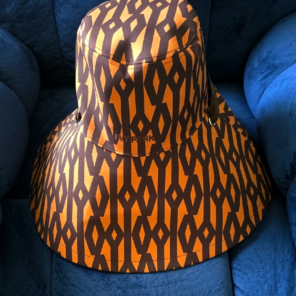 IVY PARK Monogram Tan And Brown Geometric Bucket Hat